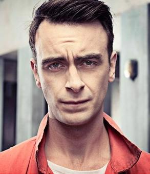 Portrait de Derek Patrovski