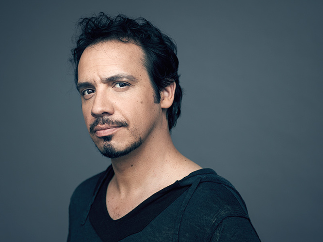 Portrait de Derek Kharkov