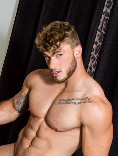 Portrait de Jay Latrique