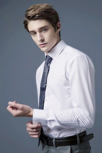 Portrait de Paul  Schneider