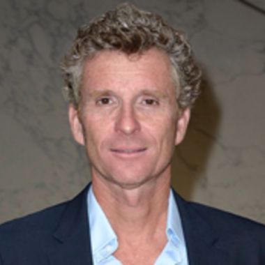 Portrait de Denis Brogniart